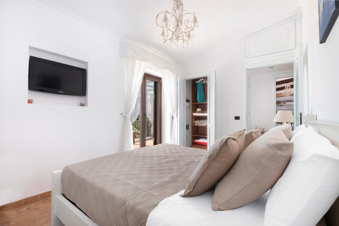 Villa Anna - De Vivo Realty ピアーノ・ディ・ソッレント エクステリア 写真