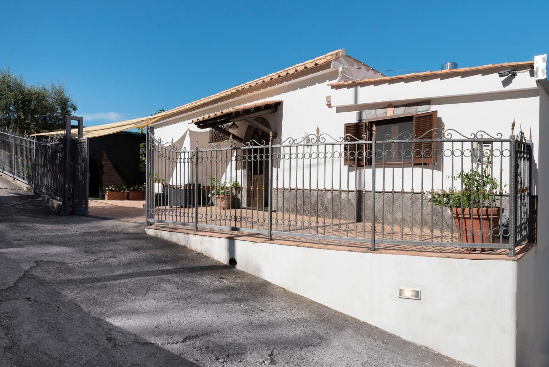 Villa Anna - De Vivo Realty ピアーノ・ディ・ソッレント エクステリア 写真